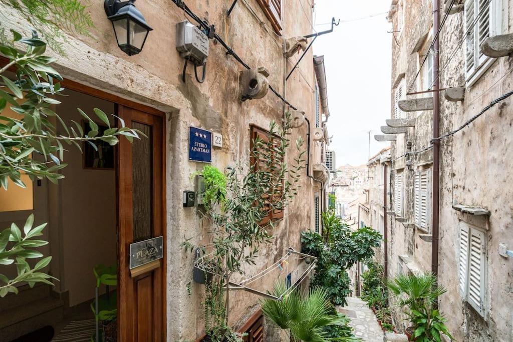 Plaza Green In The Centre Ragusa Esterno foto